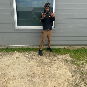 Meet your Posher, Isaiah